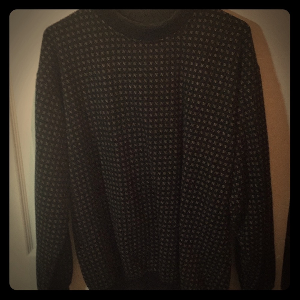 VINTAGE SWEATER